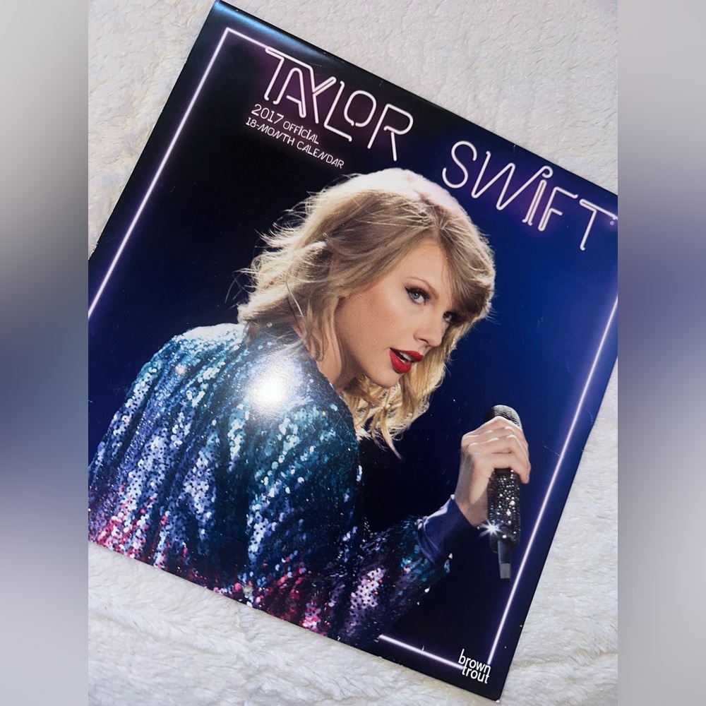Taylor Swift 2017 Calendar